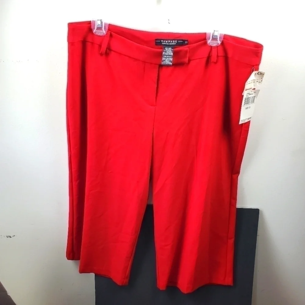 Rampage Red Capris Cropped Pants Size 2
